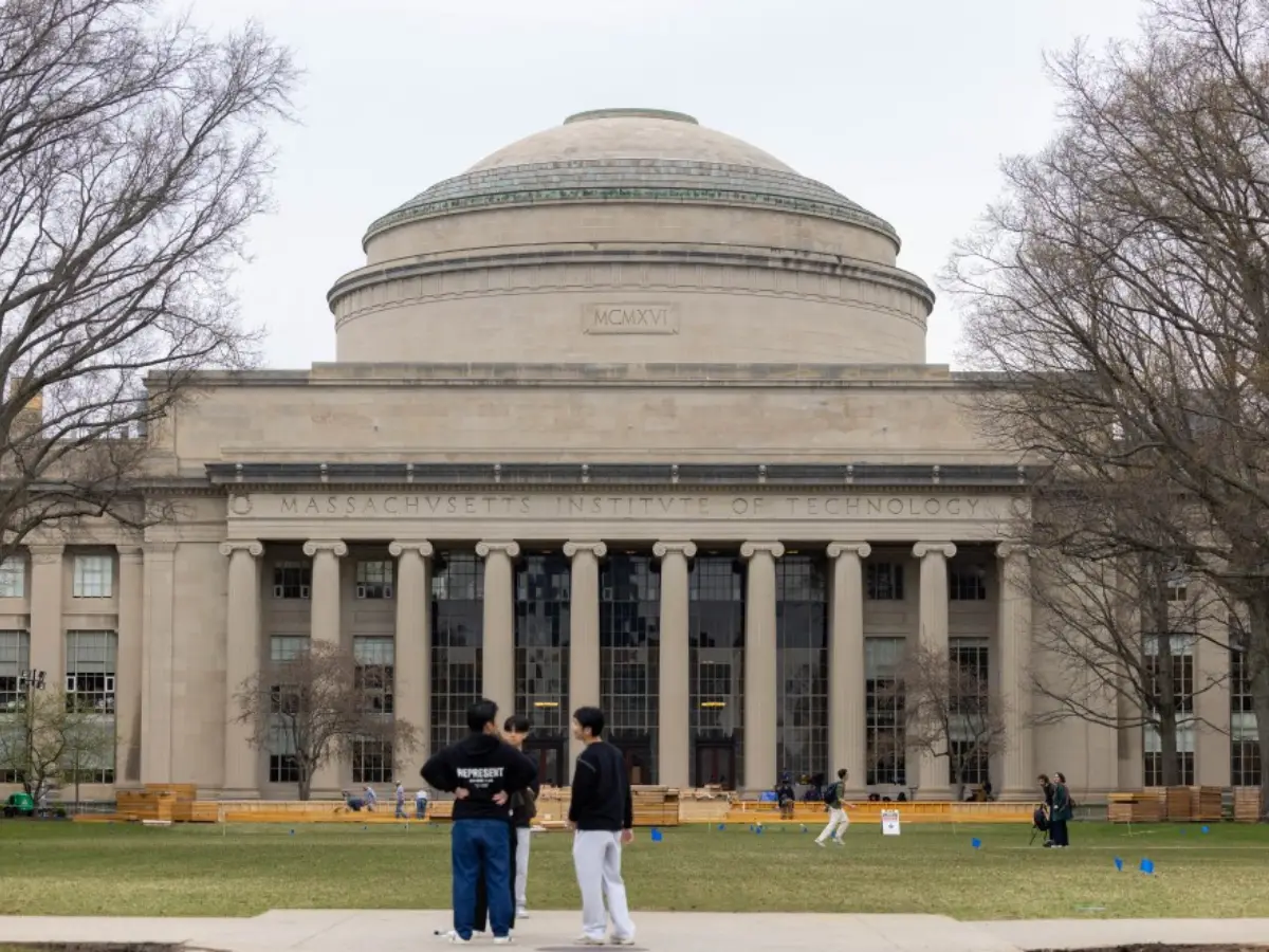 MIT student makes hazardous substance whose few drops killed a professor nearly 30 years ago