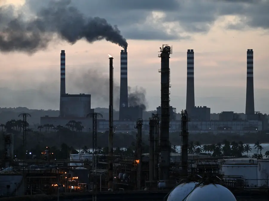 Energy boom: US firms secure historic multibillion-dollar Venezuelan crude deals
