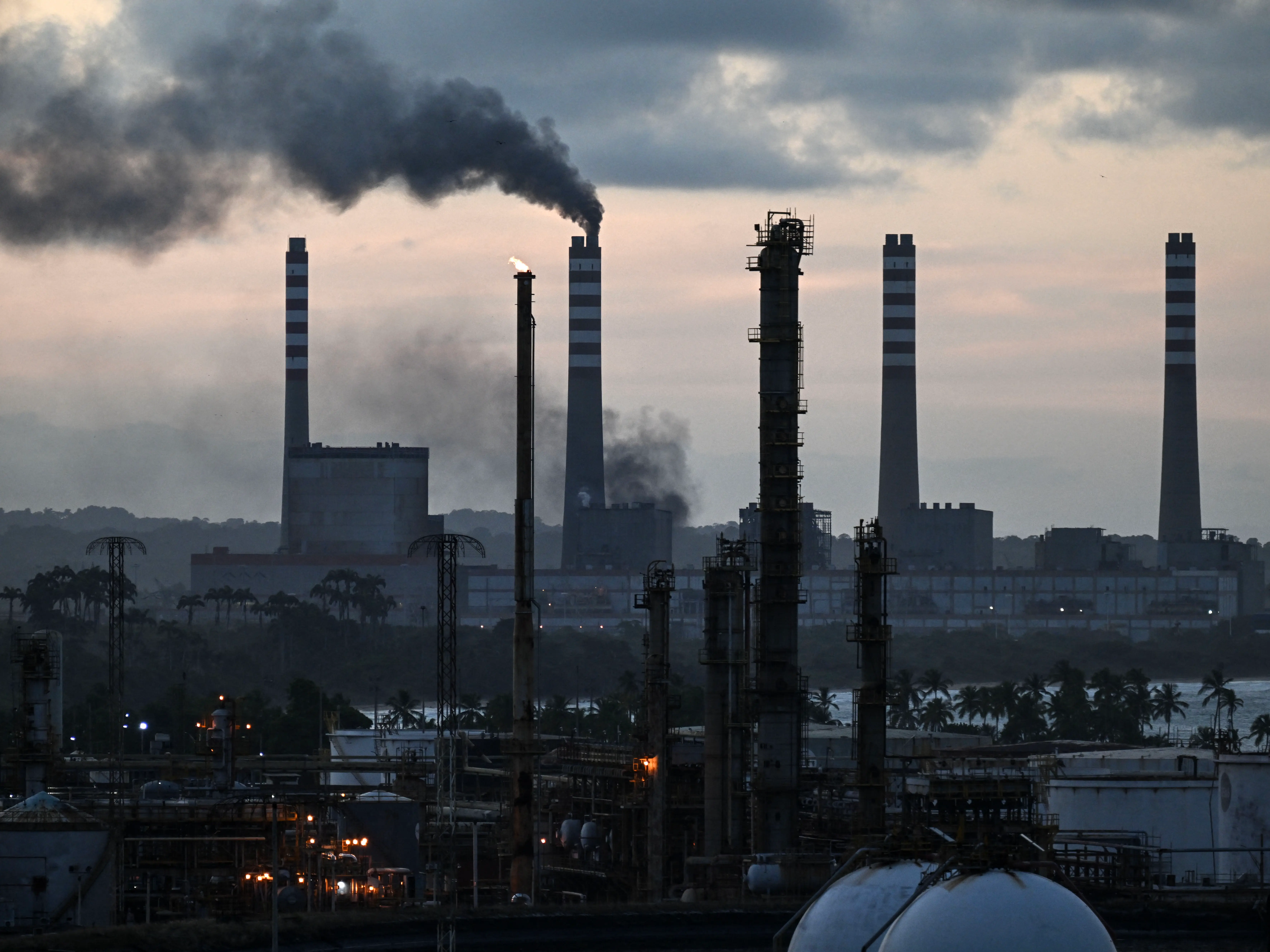 Energy boom: US firms secure historic multibillion-dollar Venezuelan crude deals Energy boom: US firms secure historic multibillion-dollar Venezuelan crude deals