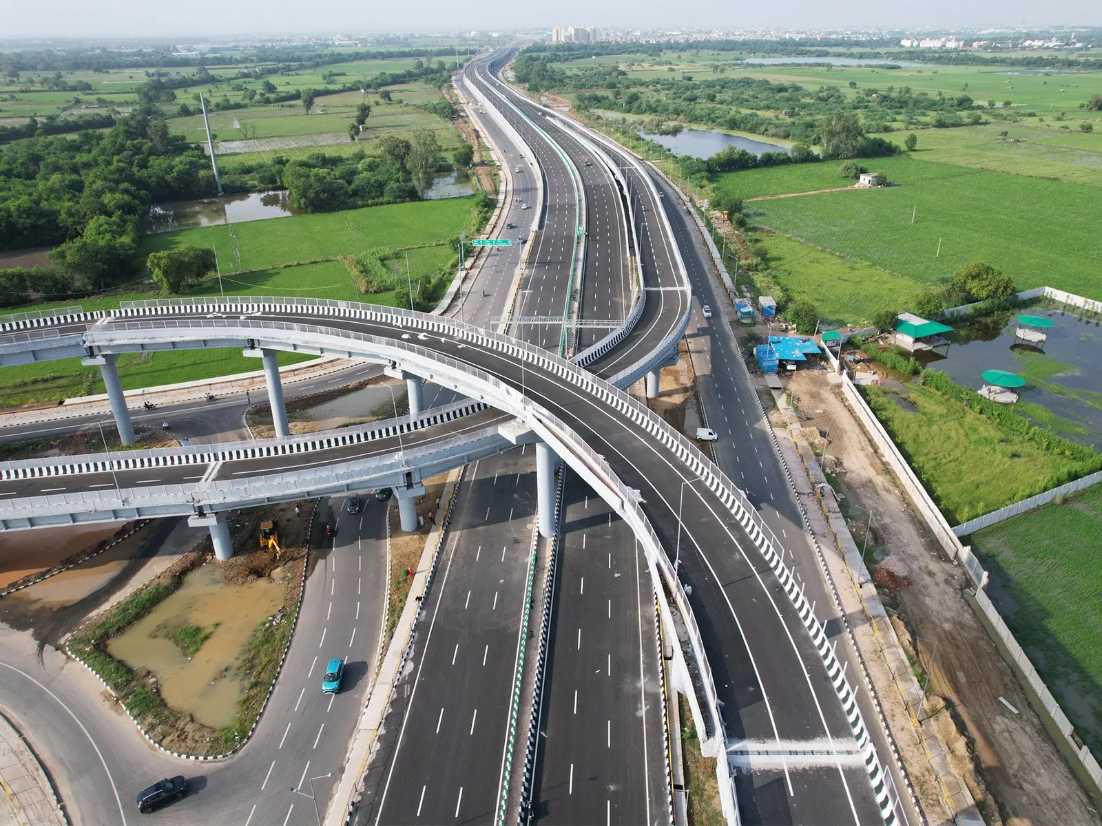 Centre approves Rs 2,077 crore for four-laning of NH-327 through strategic Siliguri corridor Centre approves Rs 2,077 crore for four-laning of NH-327 through strategic Siliguri corridor