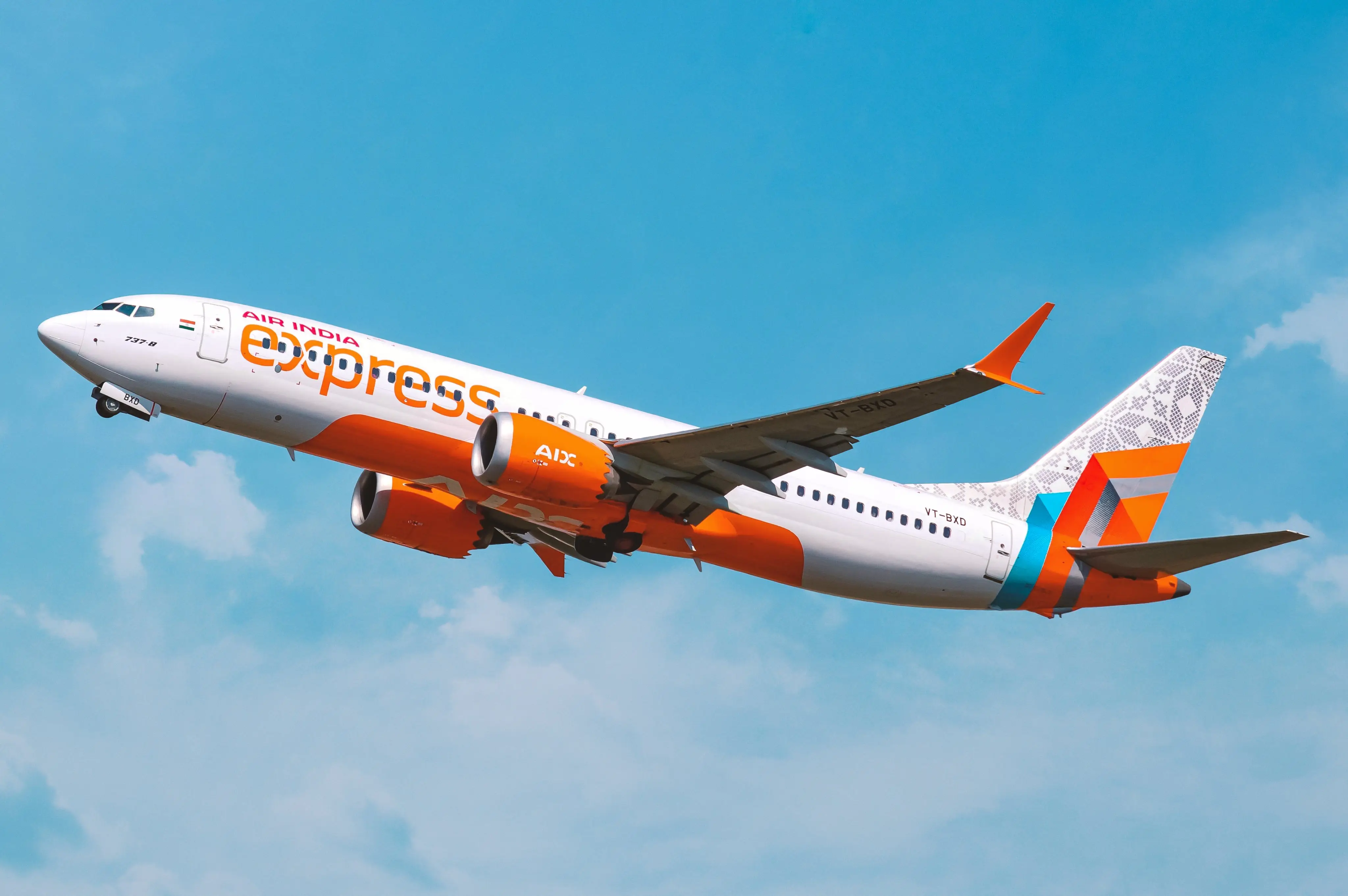 Smoke alarm triggers emergency landing of Air India Express flight in Lucknow – What happened?