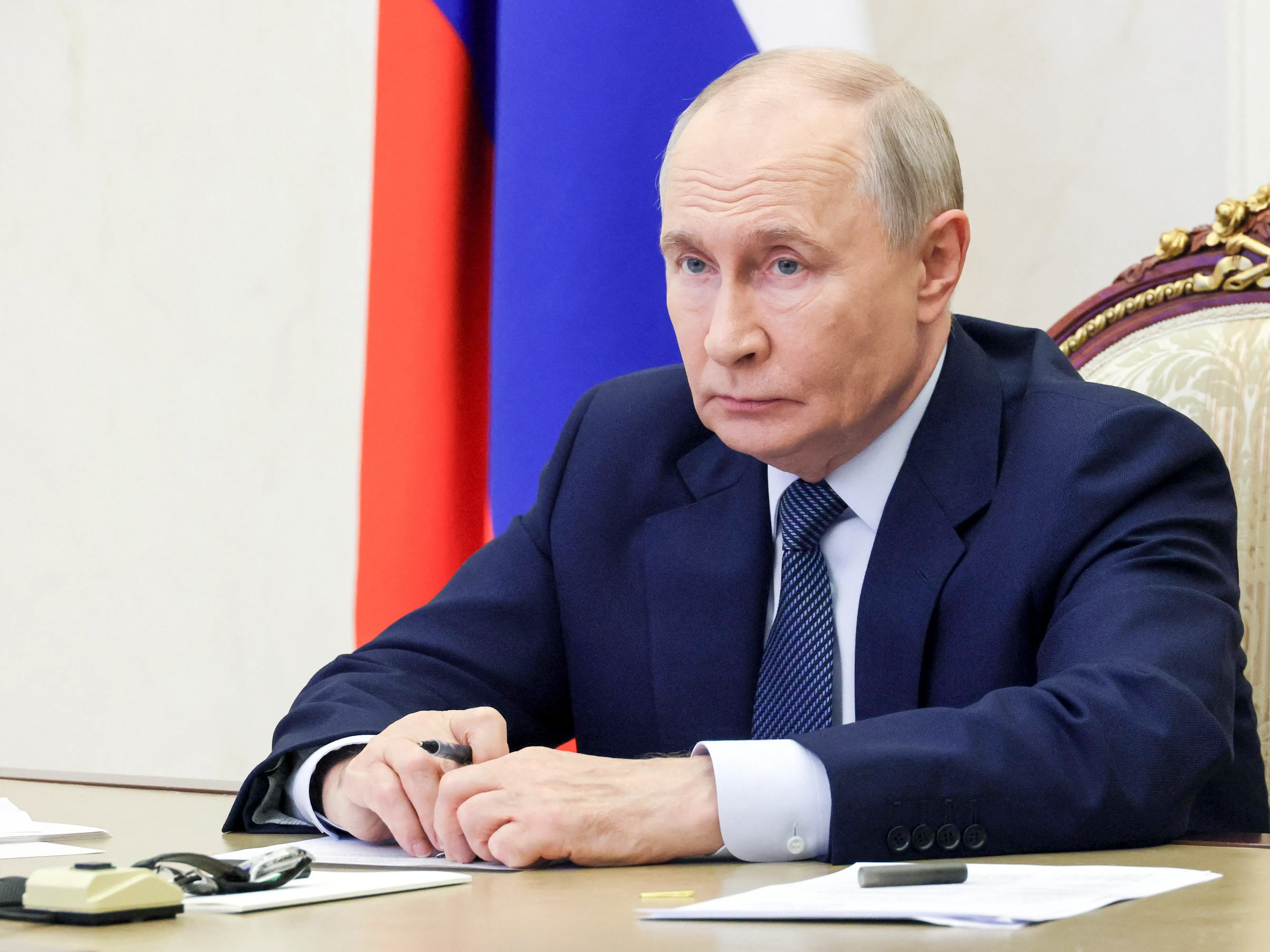 After Zelensky, Putin orders 3-day pause in strikes as US envoys arrive in Moscow for Ukraine talks After Zelensky, Putin orders 3-day pause in strikes as US envoys arrive in Moscow for Ukraine talks