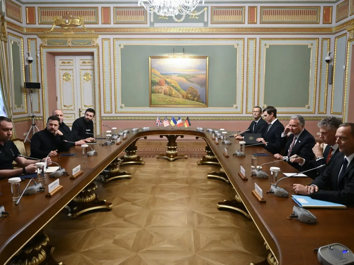 US Envoys Hold Talks With Zelensky to Revive Peace Efforts