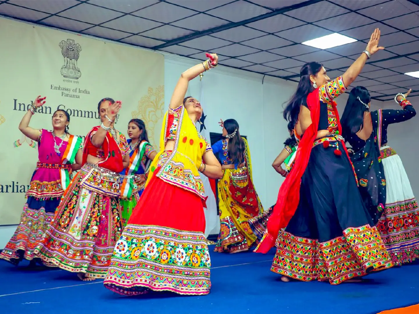 ‘No Muslims, Aadhaar mandatory for entry’: VHP sets rules for garba-dandiya in Maharashtra ‘No Muslims, Aadhaar mandatory for entry’: VHP sets rules for garba-dandiya in Maharashtra