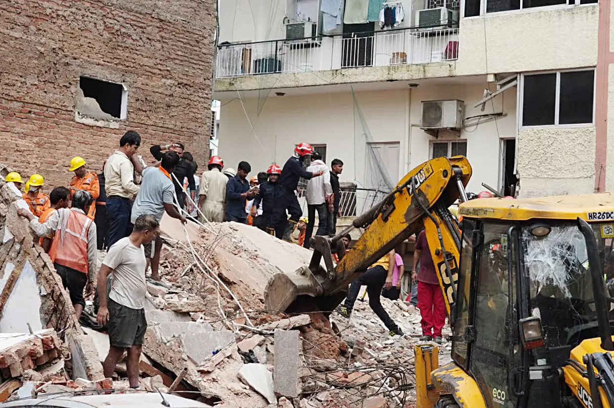 Delhi building collapse: MCD orders 'immediate' sealing of illegal structures over 4 floors, demolition of a property in Satya Niketan