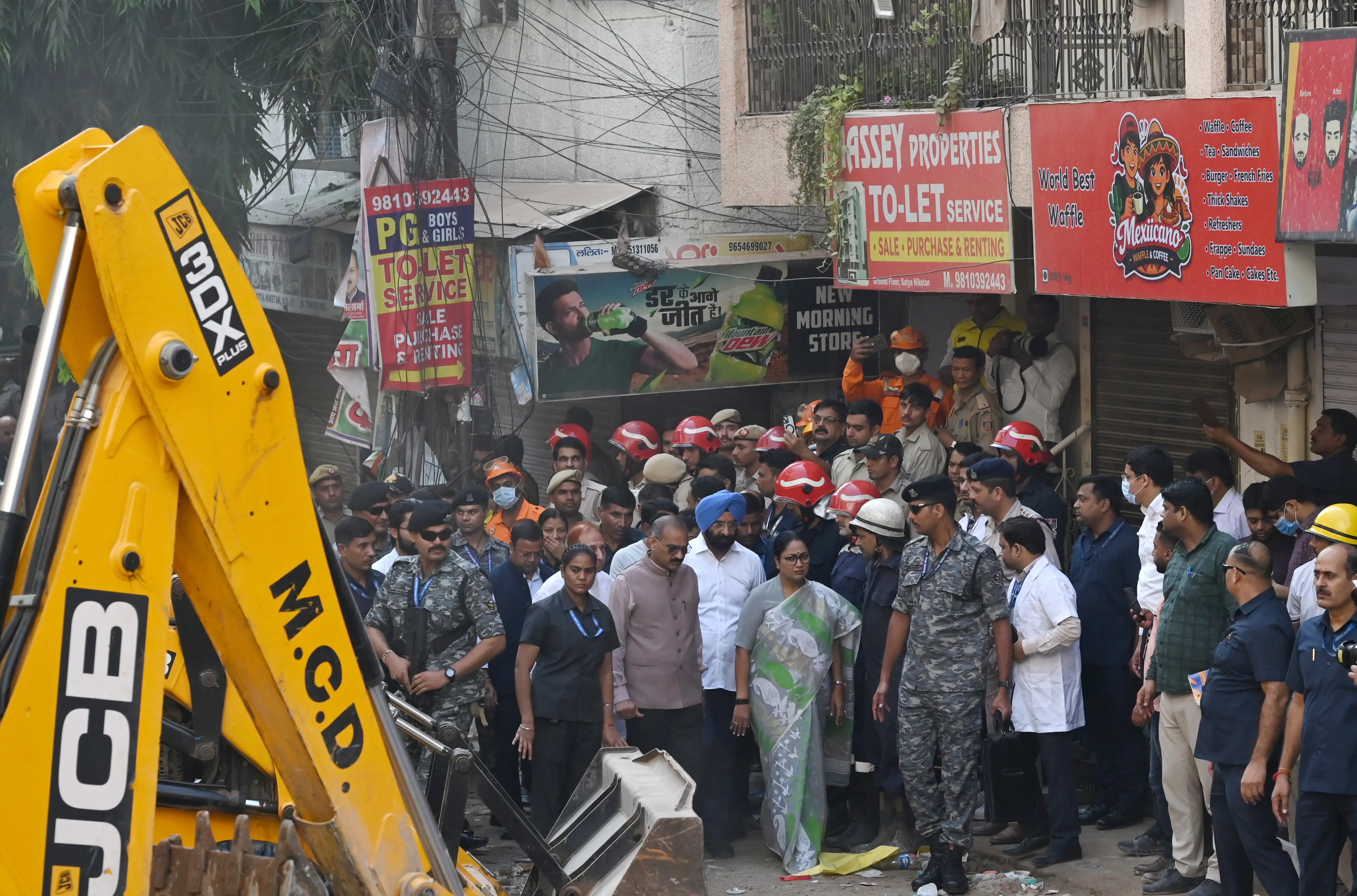 Delhi building collapse: Five MCD officials suspended as death toll rises to 7