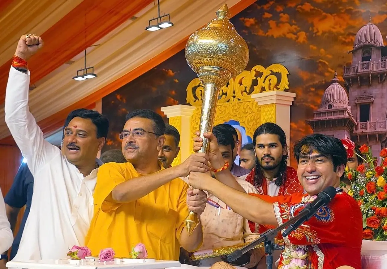 Bengal's Durga Puja plate turns political: BJP tries to duck the non-veg row