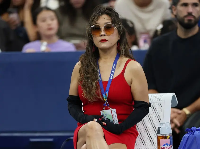 Who is Tamaki Osaka? US Open winner Naomi Osaka's mother turning heads at Flushing Meadows Who is Tamaki Osaka? US Open winner Naomi Osaka's mother turning heads at Flushing Meadows