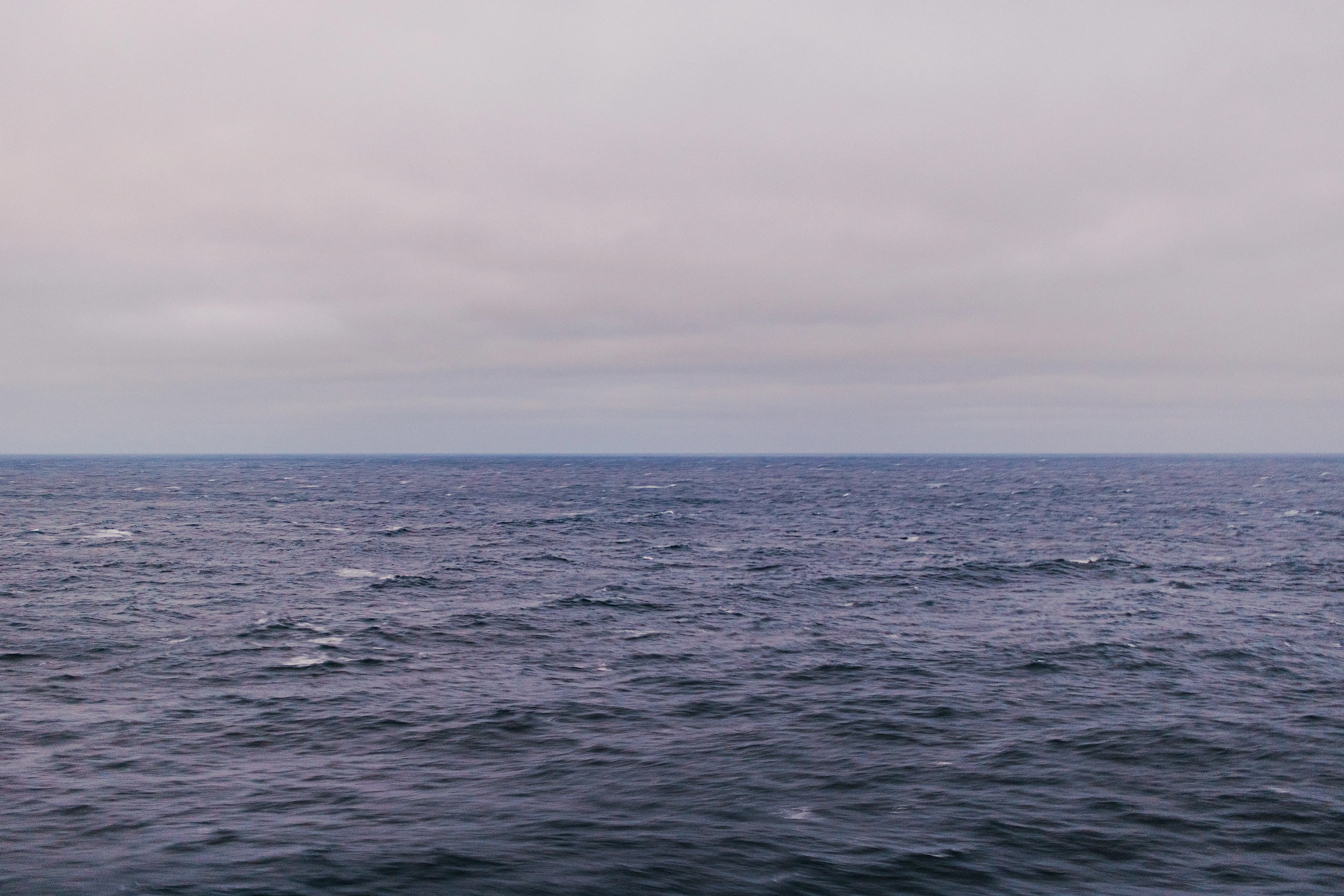 UFO researcher finds strange shapes under Bermuda Triangle
