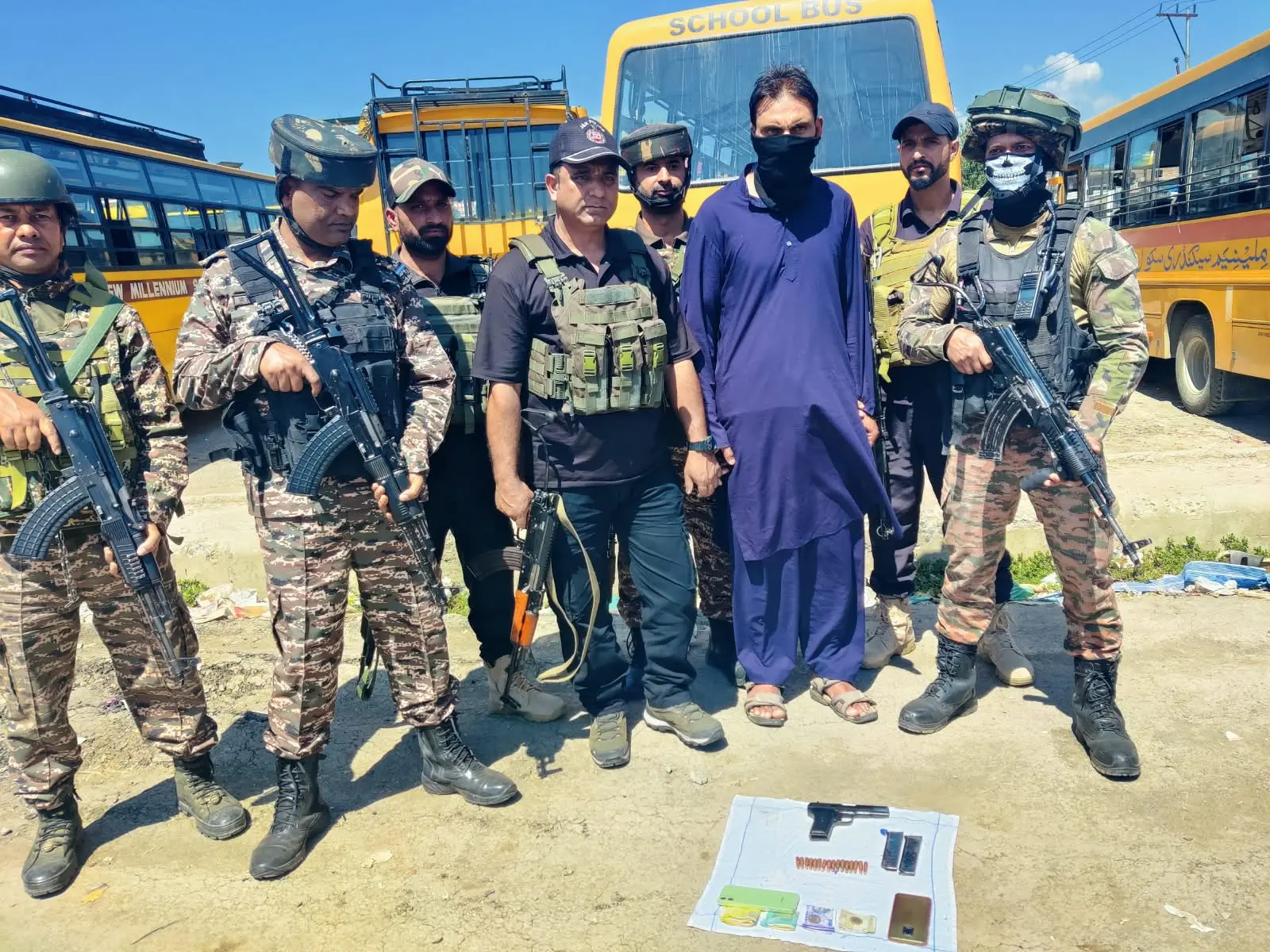 Handwara police bust terror module, ex-terrorist arrested with pistol and ammunition