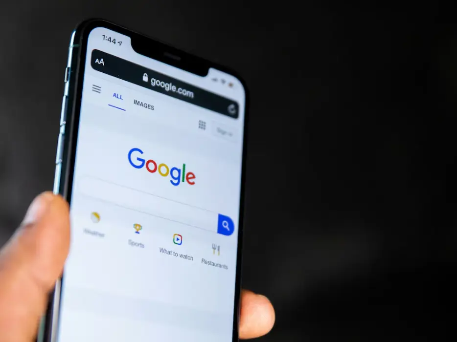 Google warns Europeans will get worse Search results under new EU rules Google warns Europeans will get worse Search results under new EU rules