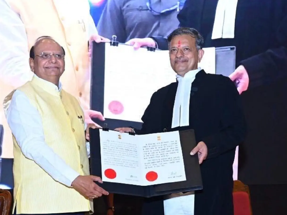 J&K gets new Chief Justice as Justice Pushpendra Singh Bhati takes oath J&K gets new Chief Justice as Justice Pushpendra Singh Bhati takes oath
