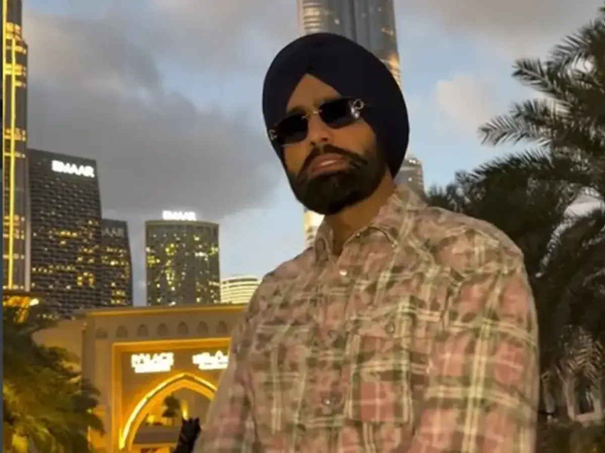 Ammy Virk escapes Canada gunfire unhurt; father reveals what happened after concert Ammy Virk escapes Canada gunfire unhurt; father reveals what happened after concert