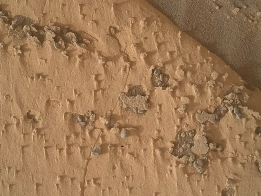 'Hole' new mystery on Mars: NASA finds strange pits inside Gale Crater and no explanation
