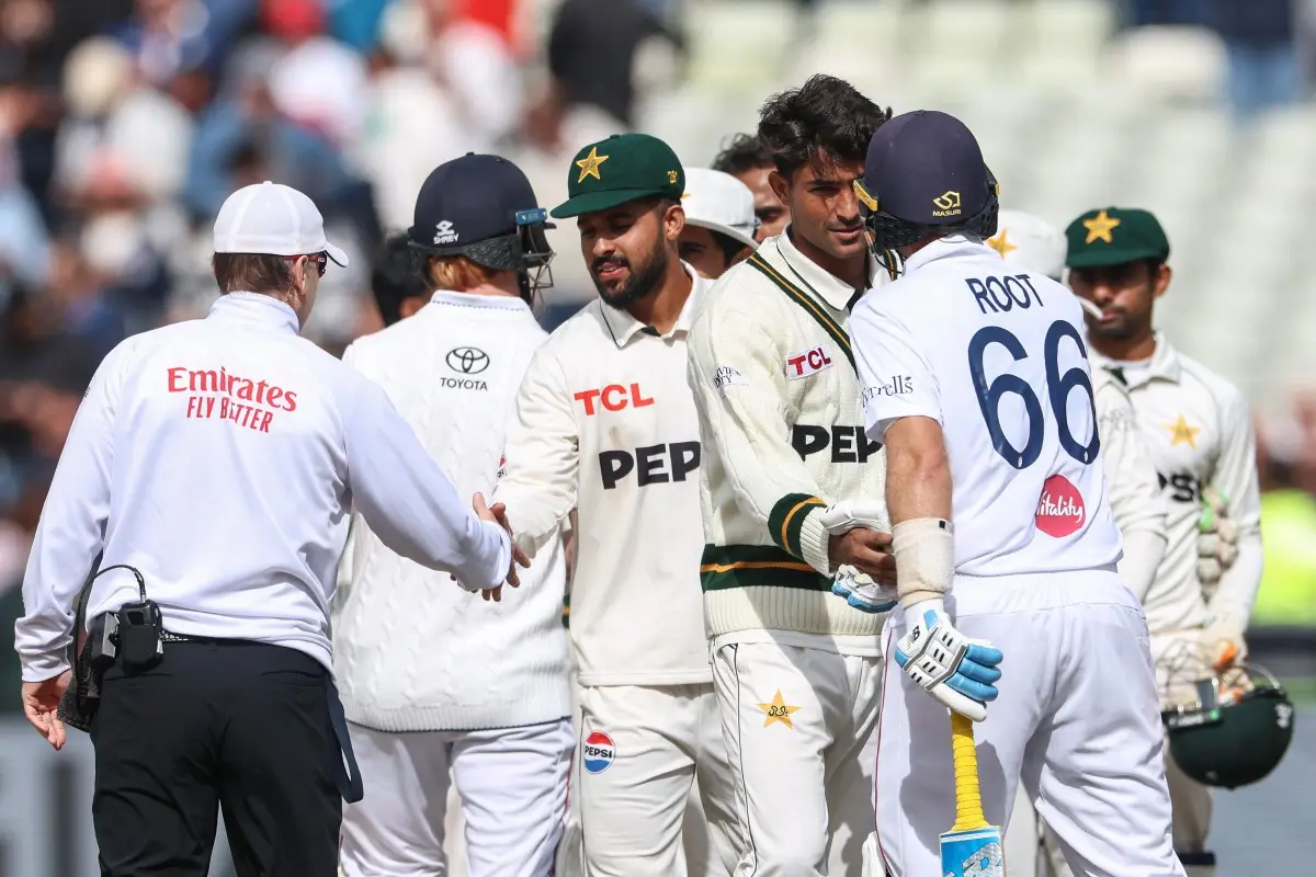 ENG vs PAK, 3rd Test: Cox, Root shine as England complete whitewash over Pakistan