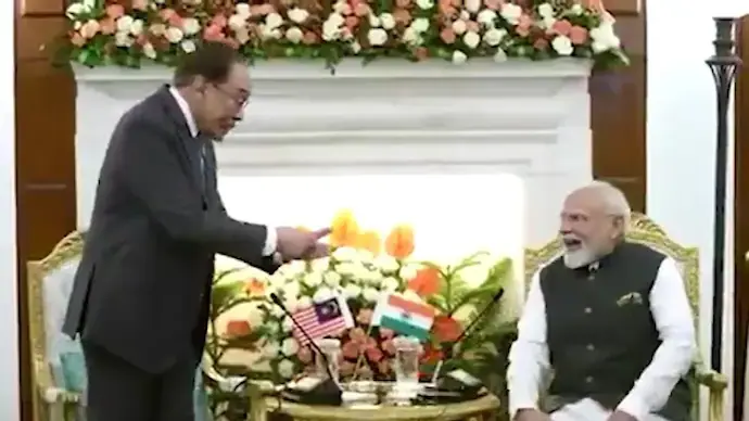 'He is popular...': Malaysian PM Anwar Ibrahim's praise for PM Modi during bilateral meeting | WATCH