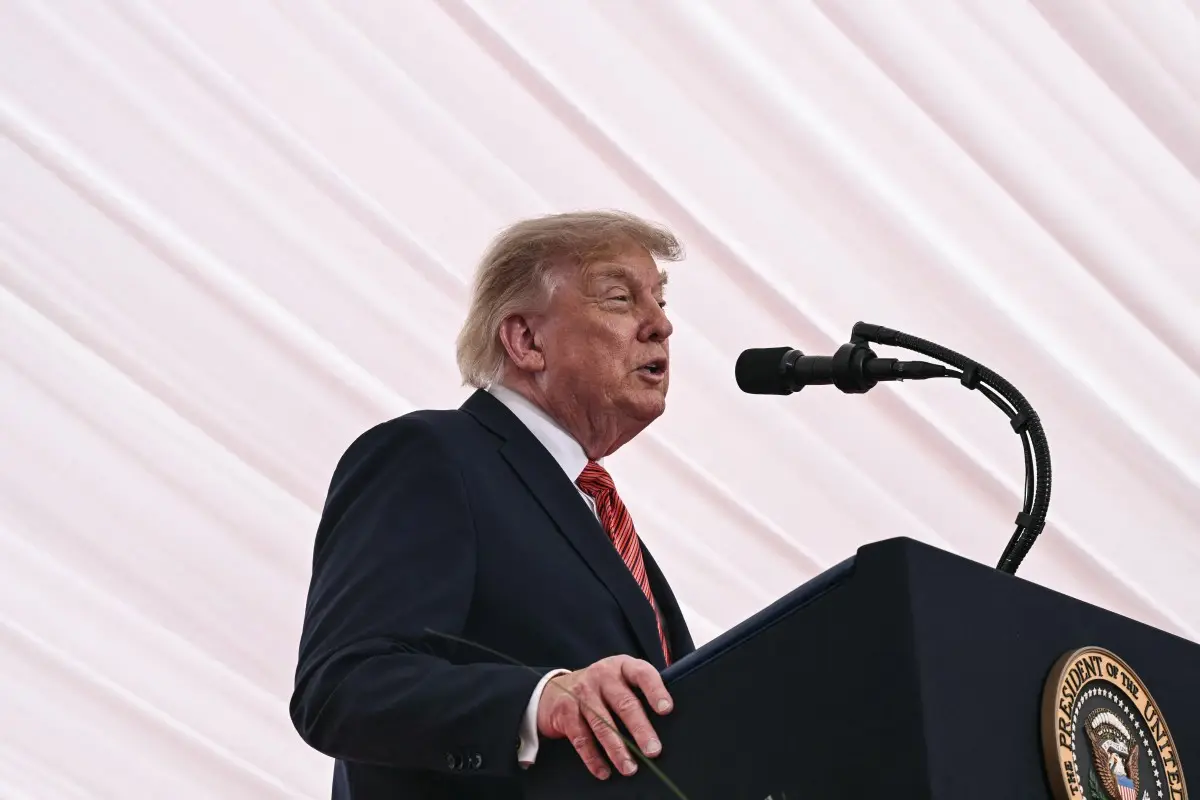 ‘Whoever wins AI wins’: Trump brushes off fears, rejects AI bosses’ calls to slow development