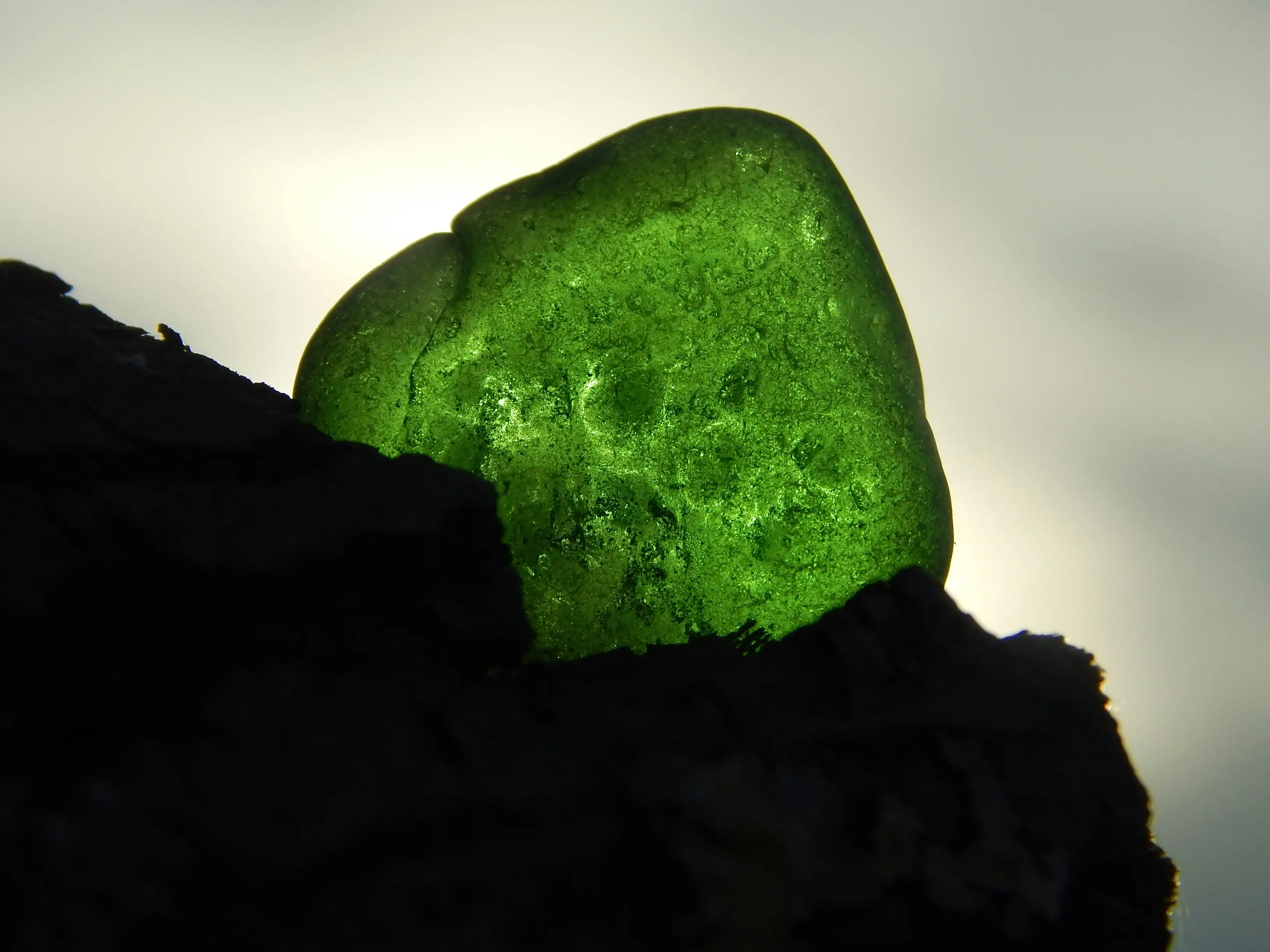 Saudi Arabia discovers 110 million tonnes of Uranium-rich ore in Madinah region