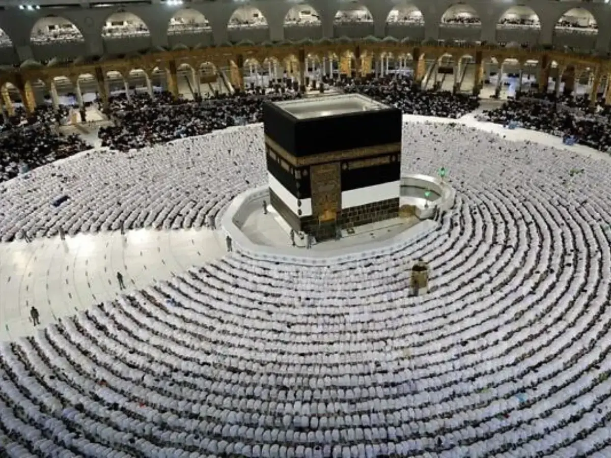 Saudi Arabia accuses Houthis of drone attack on Mecca, first-ever red alert in Islam's holiest site sparks panic