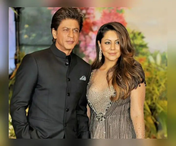 Shah Rukh Khan reveals how Ganesh Chaturthi is celebrated at home: 'Wife performs rituals, kids and friends gather to hang around' Shah Rukh Khan reveals how Ganesh Chaturthi is celebrated at home: 'Wife performs rituals, kids and friends gather to hang around'
