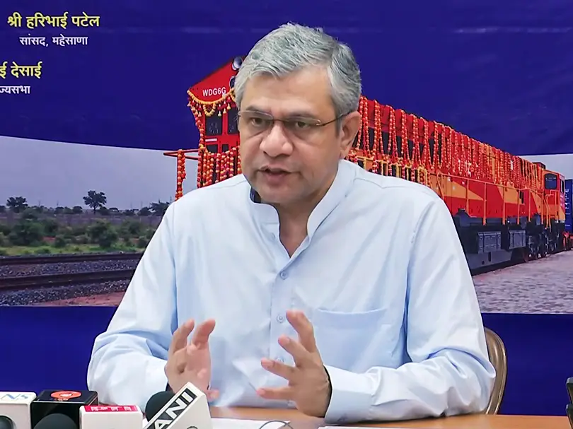 Govt raises EPFO wage ceiling from Rs 15,000 to Rs 25,000, 51 lakh to benefit Govt raises EPFO wage ceiling from Rs 15,000 to Rs 25,000, 51 lakh to benefit