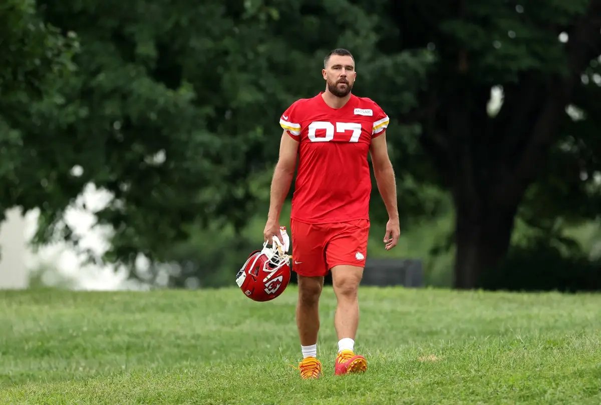 Chiefs tight end Travis Kelce named one of the victims in $35 million ponzi scheme