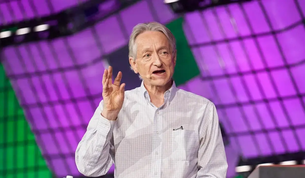 Godfather of AI Geoffrey Hinton gives US lawmakers a one-year warning on AI