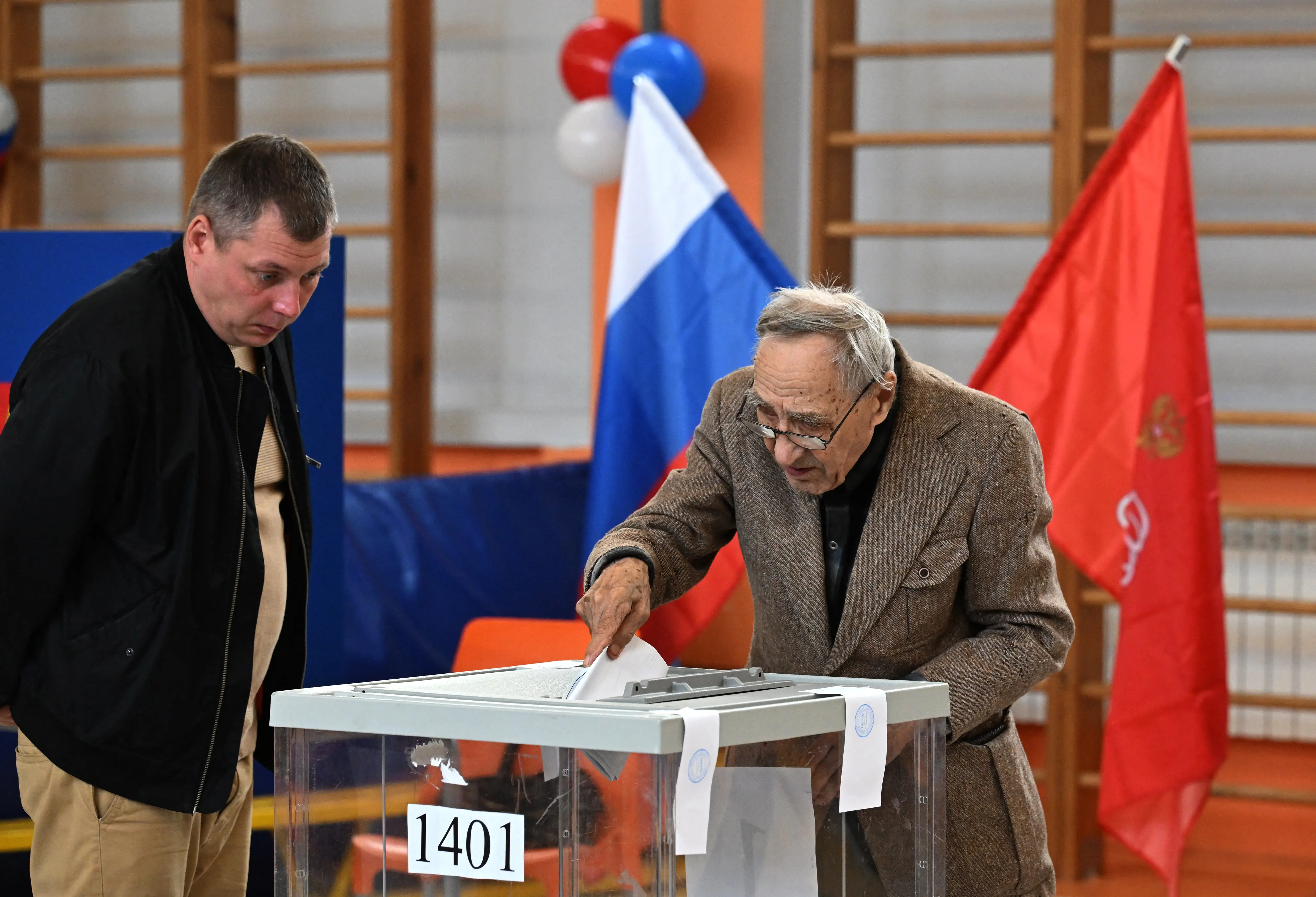 Russia parliamentary election: Putin urges voters to back troops as three day poll begins