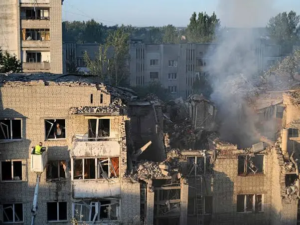 Russia attacks Ukraine with 174 drones, kills 8; 2 vessels hit in Black Sea