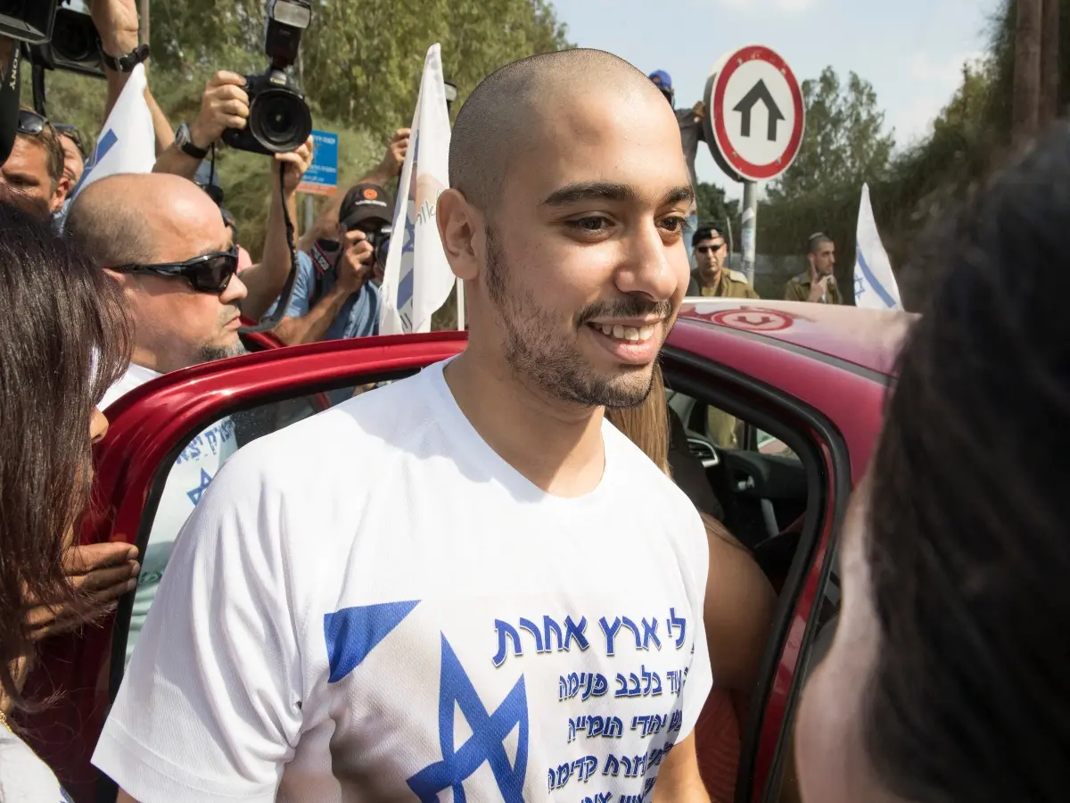 Israeli President pardons combat medic who shot dead a badly wounded Palestinian attacker