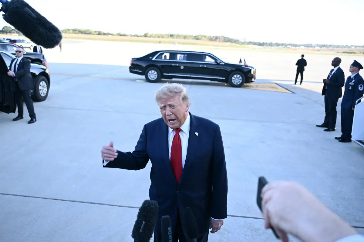 Trump returns to White House early after F16 intercepts plane near Camp David amid Saudi-Houthi crisis