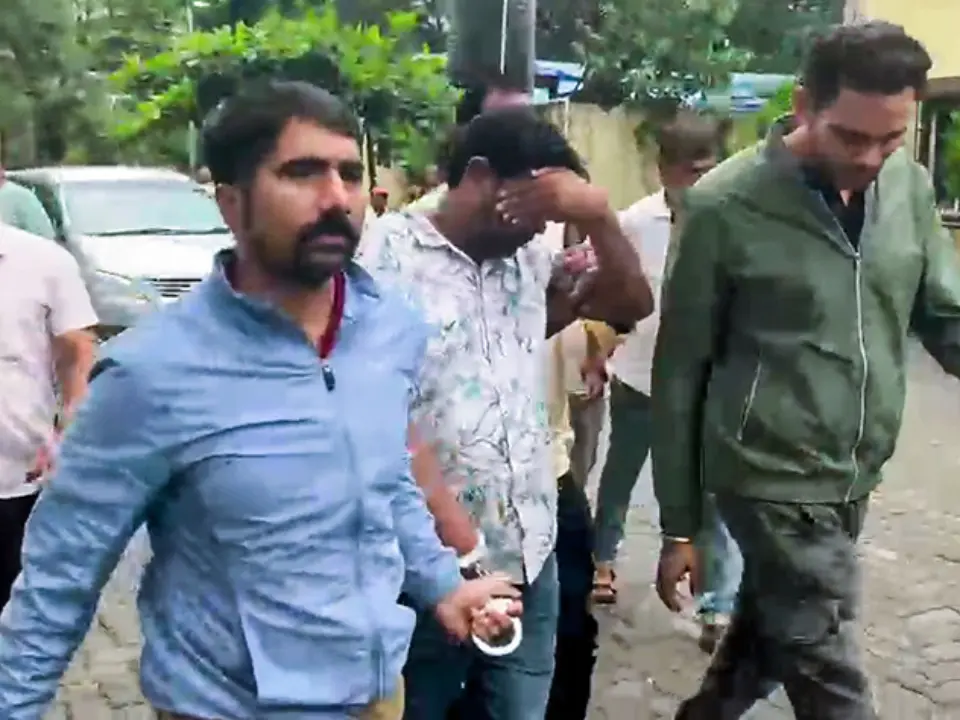 Maharashtra TET paper leak: All 18 accused arrested. How alleged Agra-to-Maharashtra racket unfolded Maharashtra TET paper leak: All 18 accused arrested. How alleged Agra-to-Maharashtra racket unfolded
