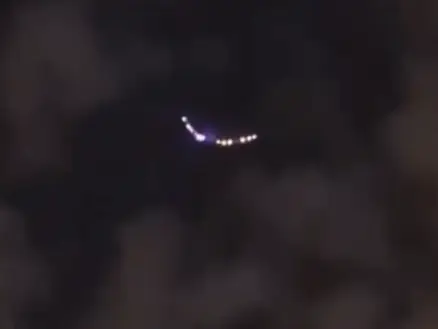 WATCH | Mysterious lights over Tehran caught on video. Drone, aircraft or something else? WATCH | Mysterious lights over Tehran caught on video. Drone, aircraft or something else?
