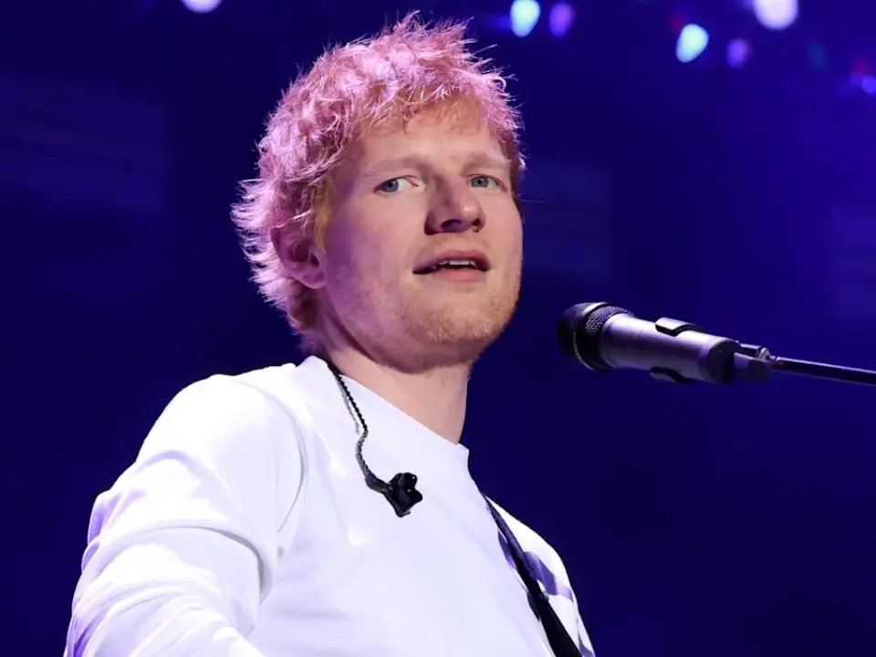 Ed Sheeran breaks down at Philadelphia show amid Macklemore tour fallout Ed Sheeran breaks down at Philadelphia show amid Macklemore tour fallout