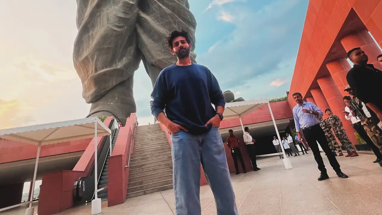 Kartik Aaryan visits Statue of Unity ahead of 72nd National Film Award ceremony