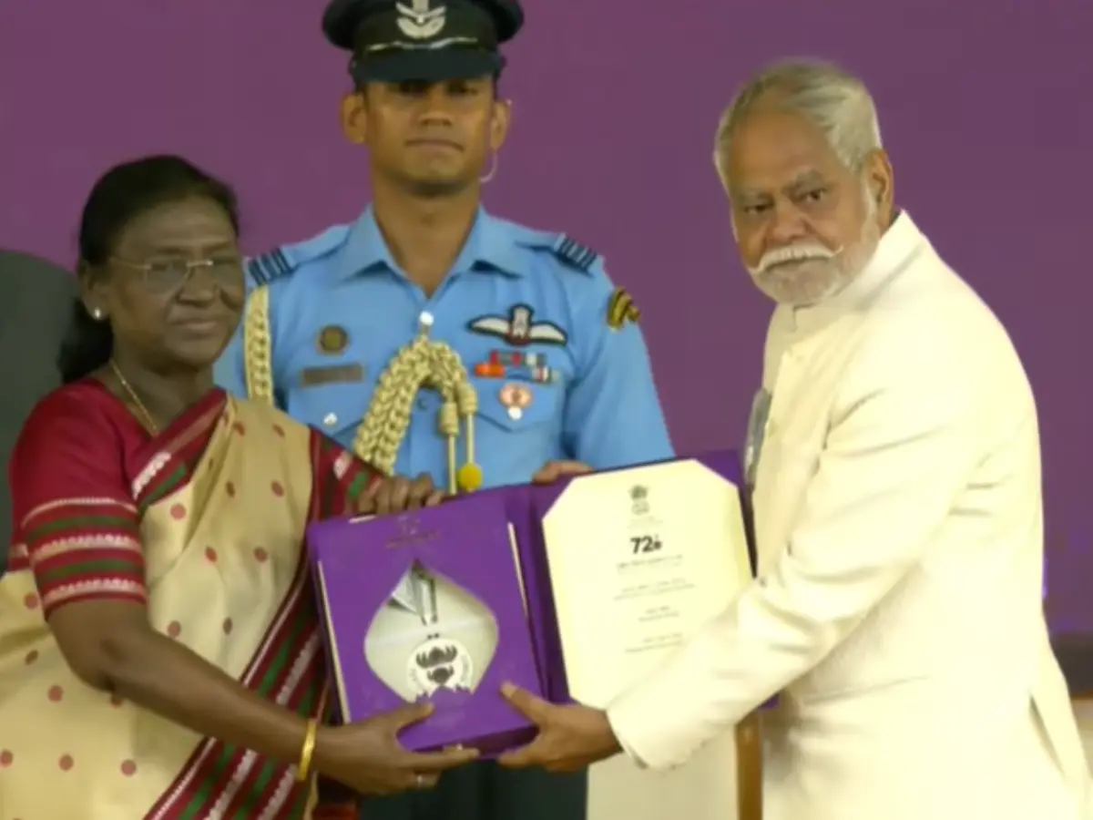 Best Supporting Actor- Sanjay Mishra