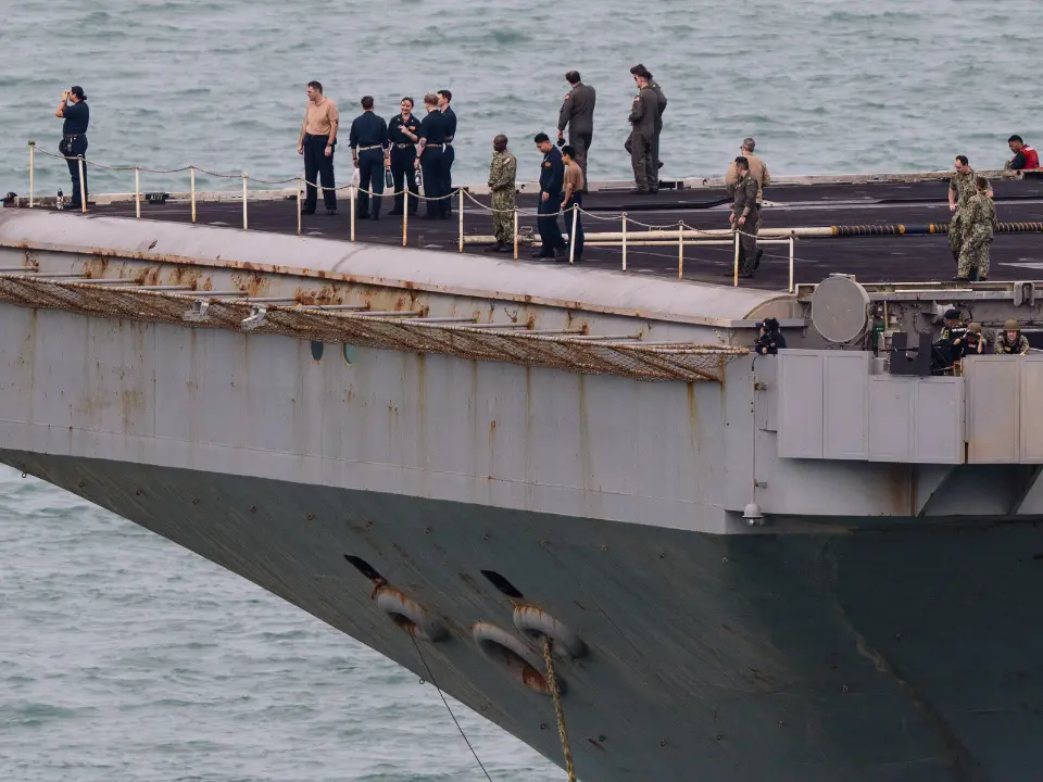 Eight USS Abraham Lincoln sailors attempted suicide, Acting Navy Secretary says