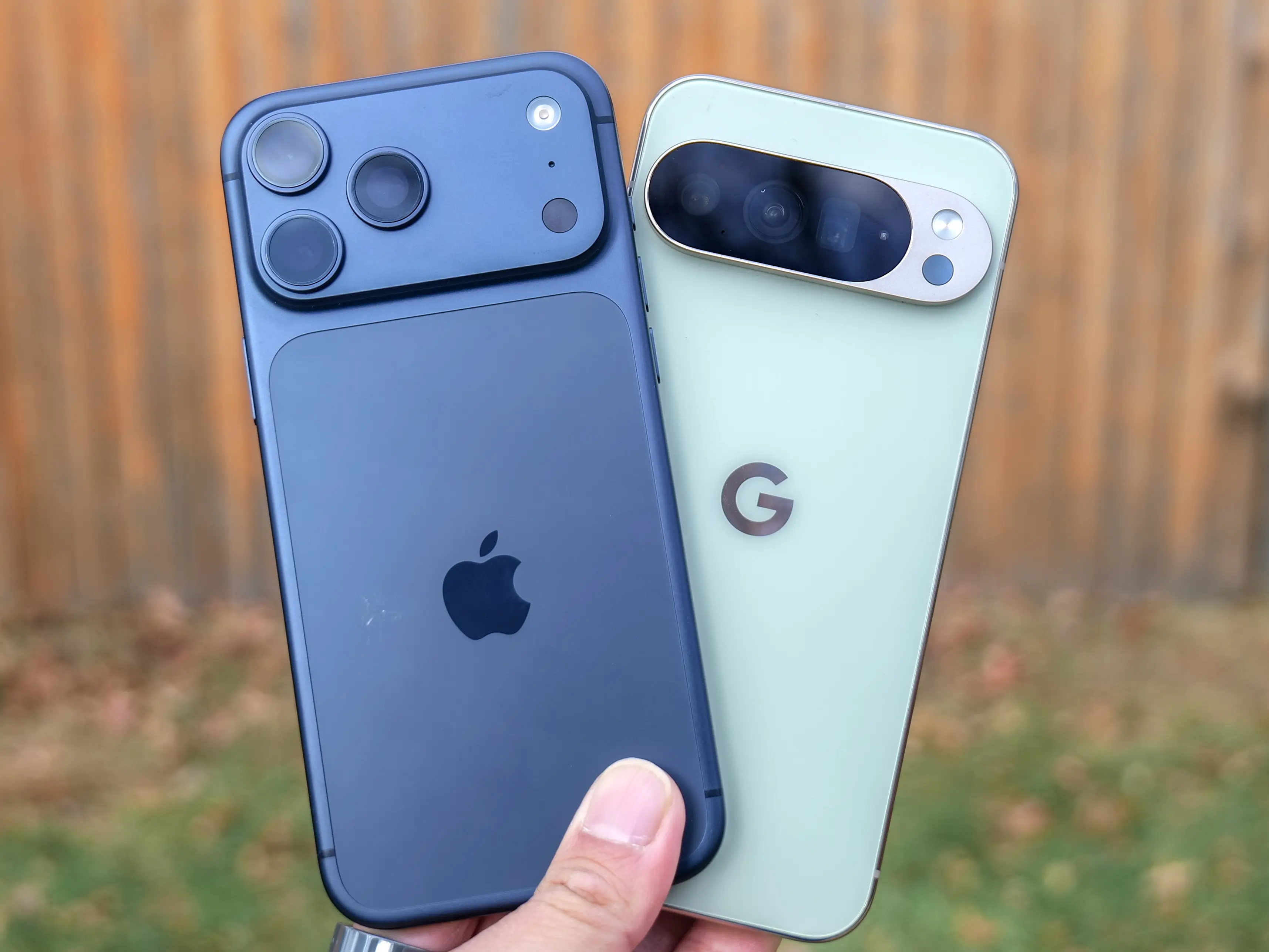 50MP vs 48MP cameras: iPhone 18 Pro Max and Pixel 11 Pro XL compared