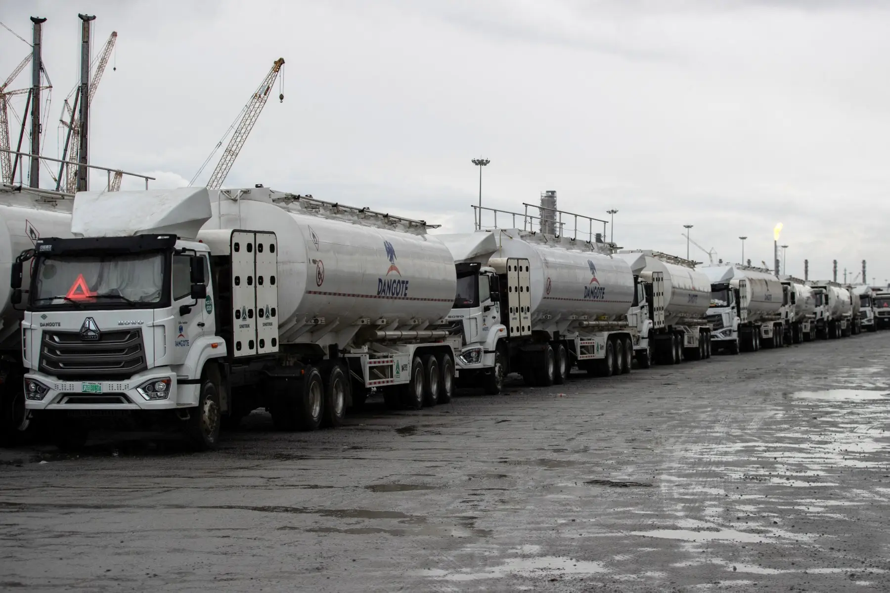 Nigeria govt rolls out 30-day NNPC petrol discount, insists it is not a subsidy