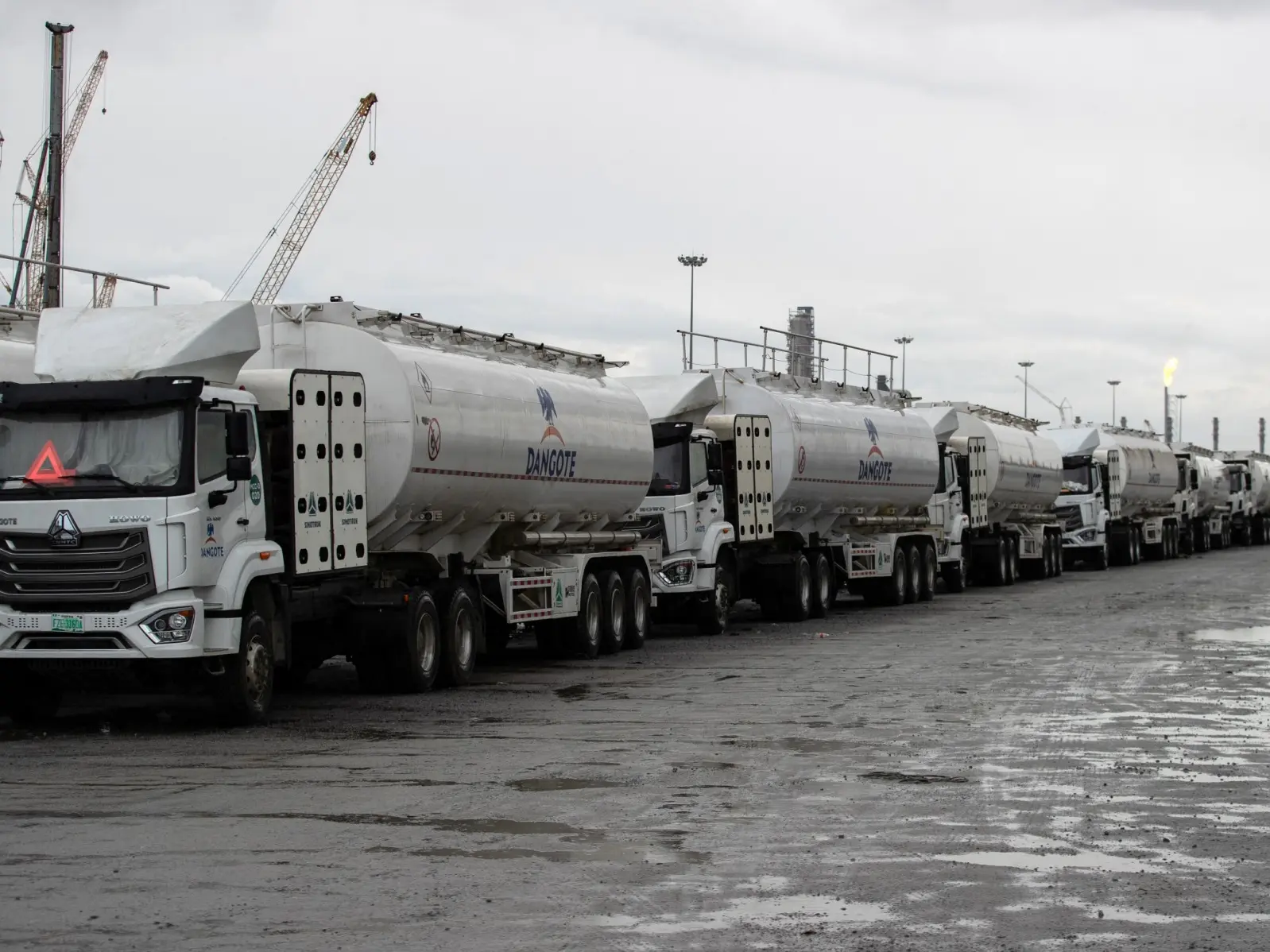 Nigeria govt rolls out 30-day NNPC petrol discount, insists it is not a subsidy
