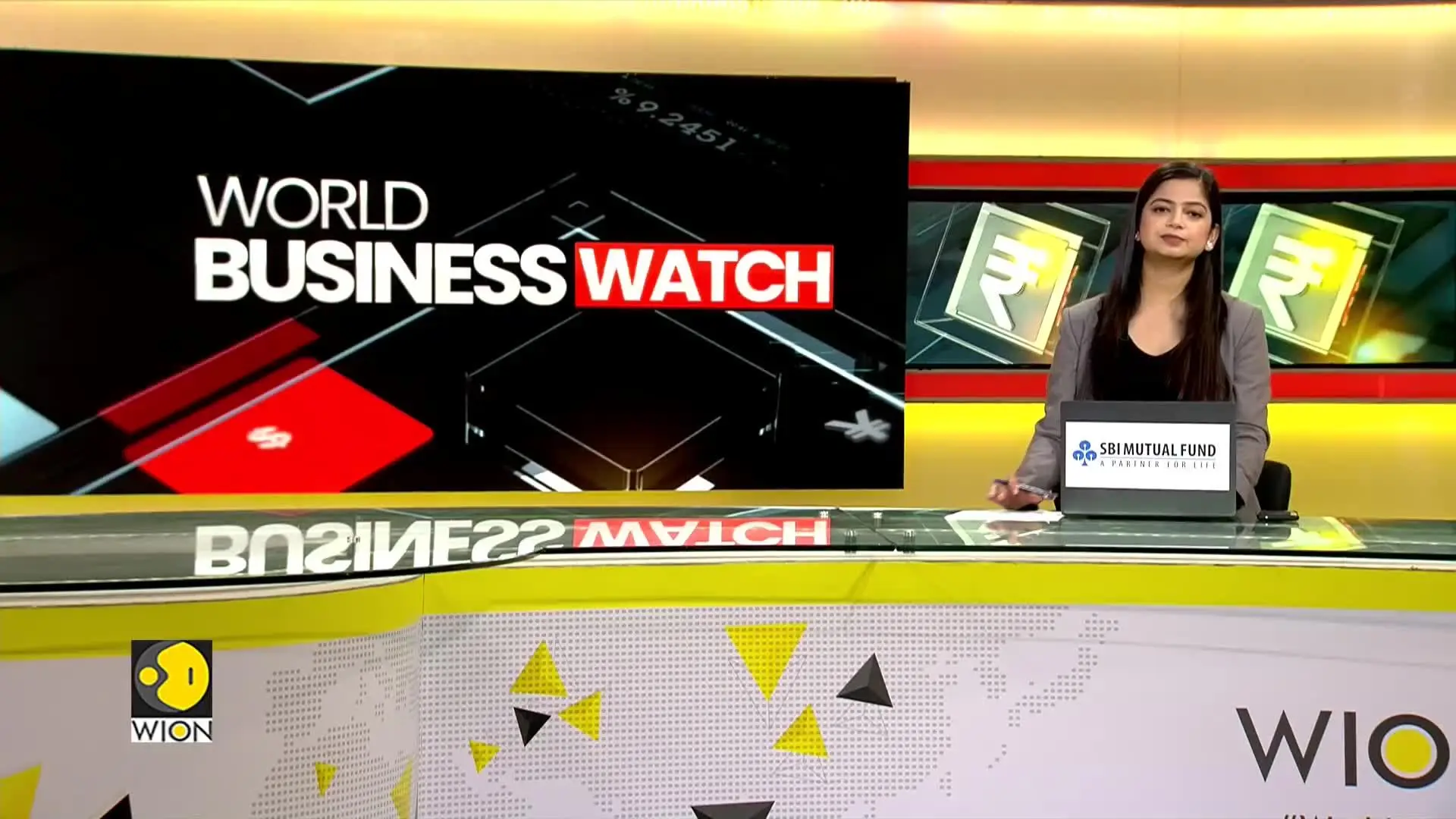 TCS leads tech gains, lifts market sentiment