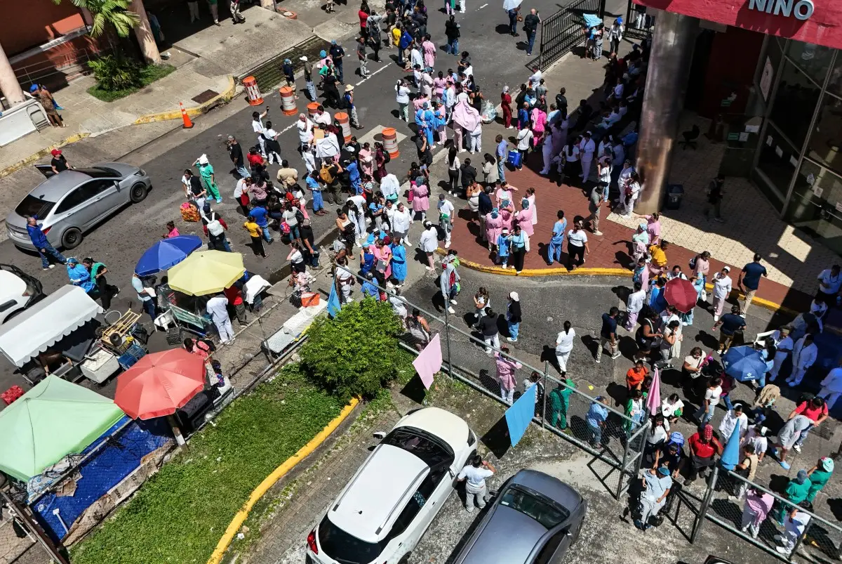 Powerful 7.7 magnitude earthquake strikes Panama, tsunami warning issued