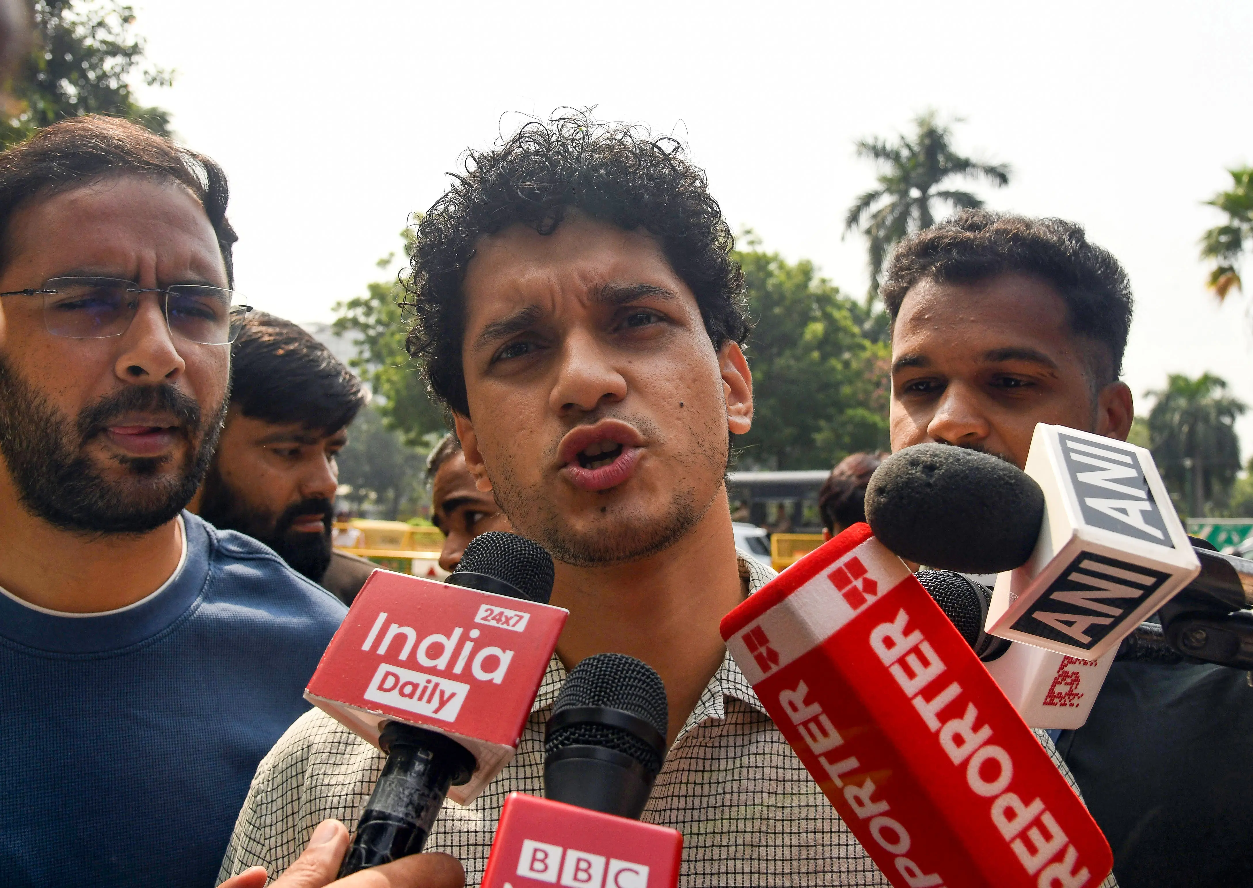 CJP slams 'Coward Sarkar' as Saurav Das, Ashutosh Ranka sent to 5 days' judicial custody over Jantar Mantar protest