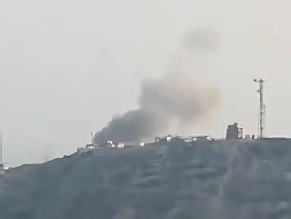 Yemen’s govt says PM, cabinet survived Houthi missile attack on presidential palace in Aden