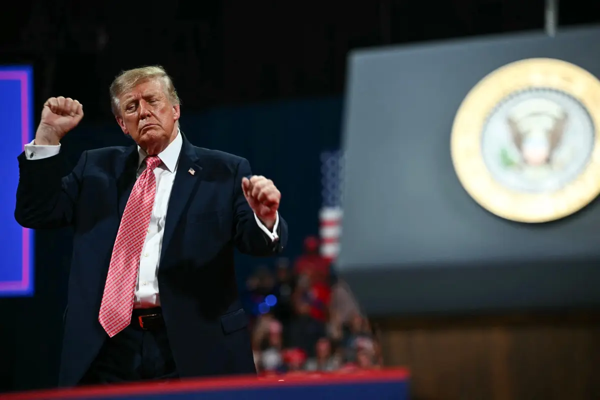 'Not going to let it happen here': From Kansas, Trump ramps up US midterm campaign, points to ‘what’s happening in France’