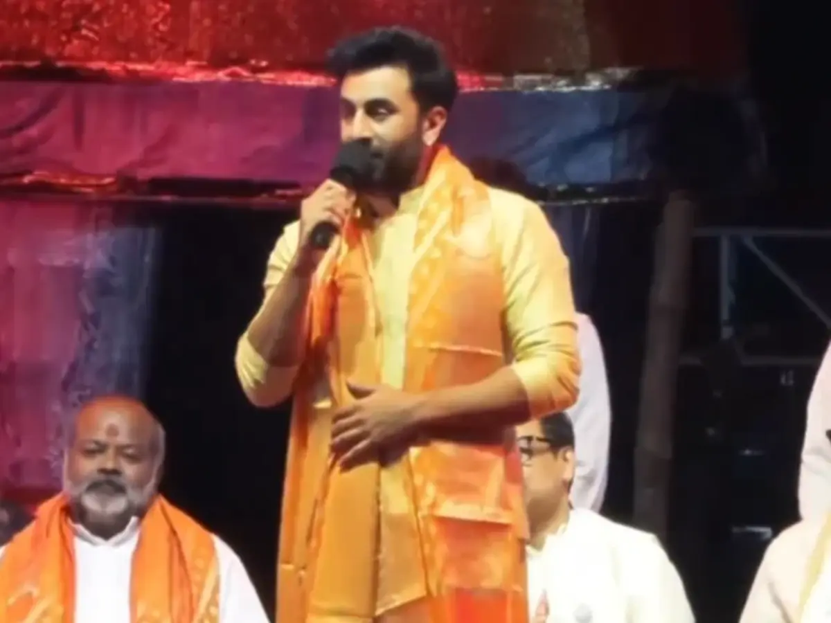 Ramayana promotion takes a funny turn after Ranbir Kapoor's verbal blunder, leaves fans in splits | Watch