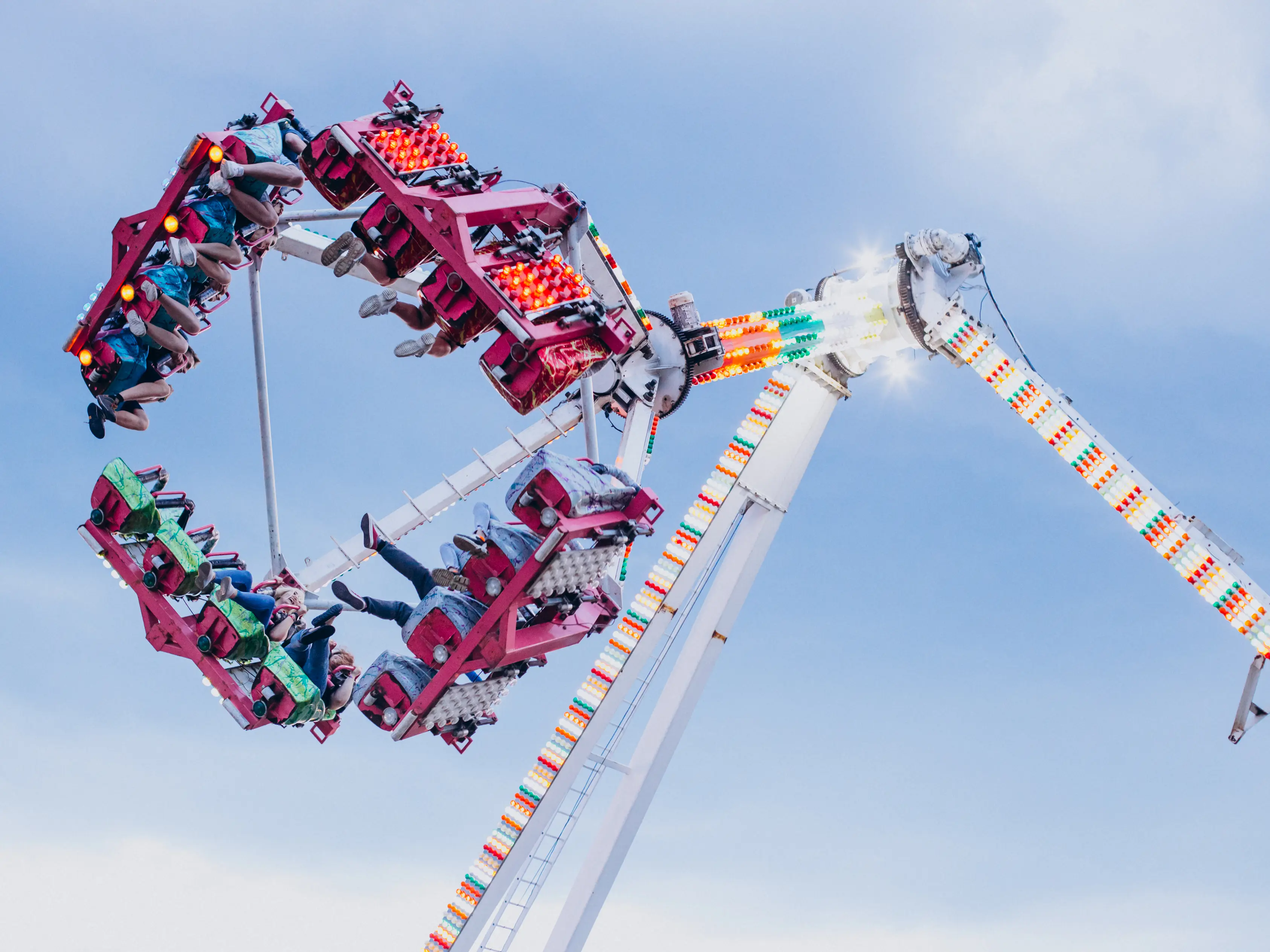 Horrific video shows the moment 18-year-old fell to her death from Mexico amusement park ride