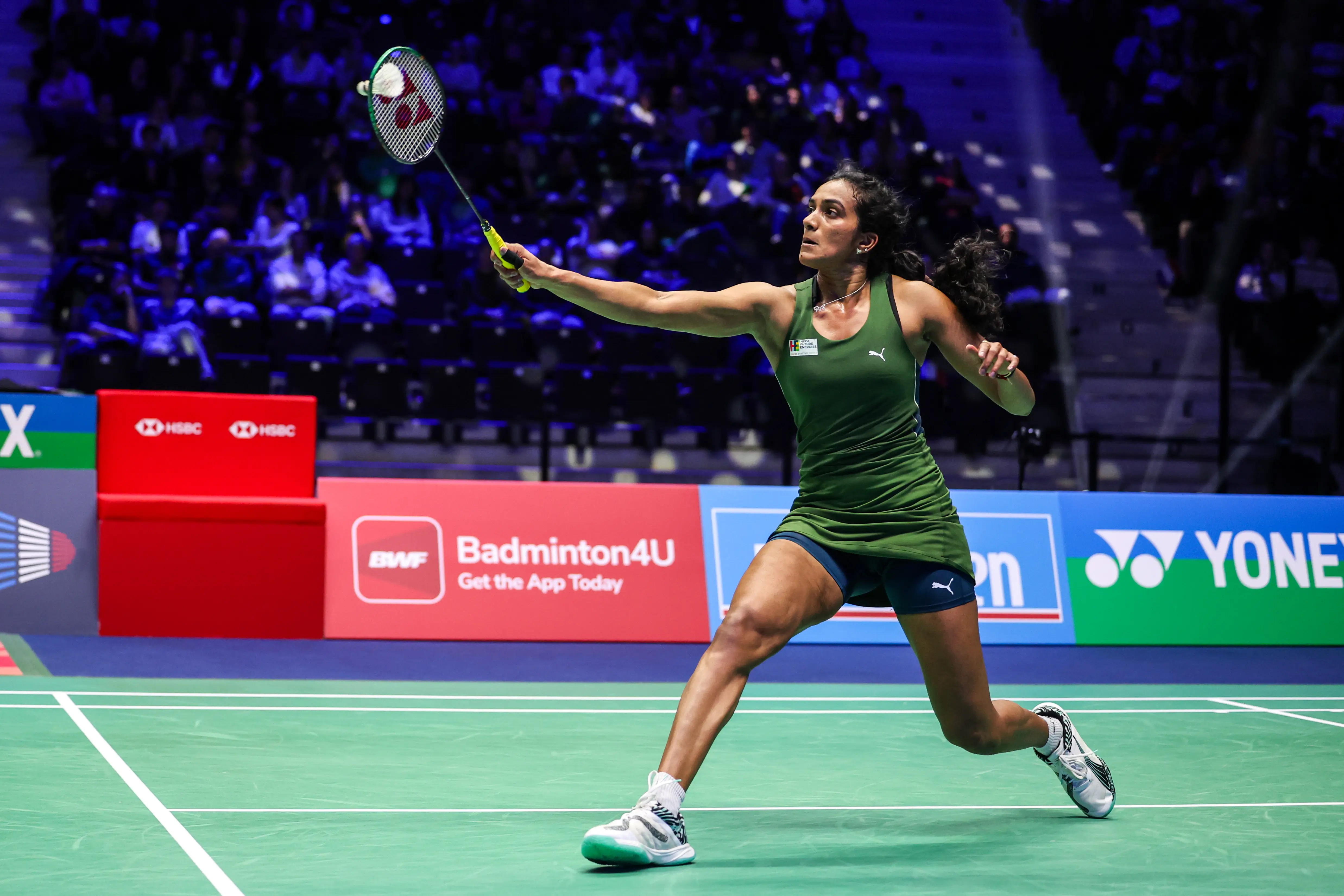French Open: PV Sindhu storms into final with win over Hina Akechi