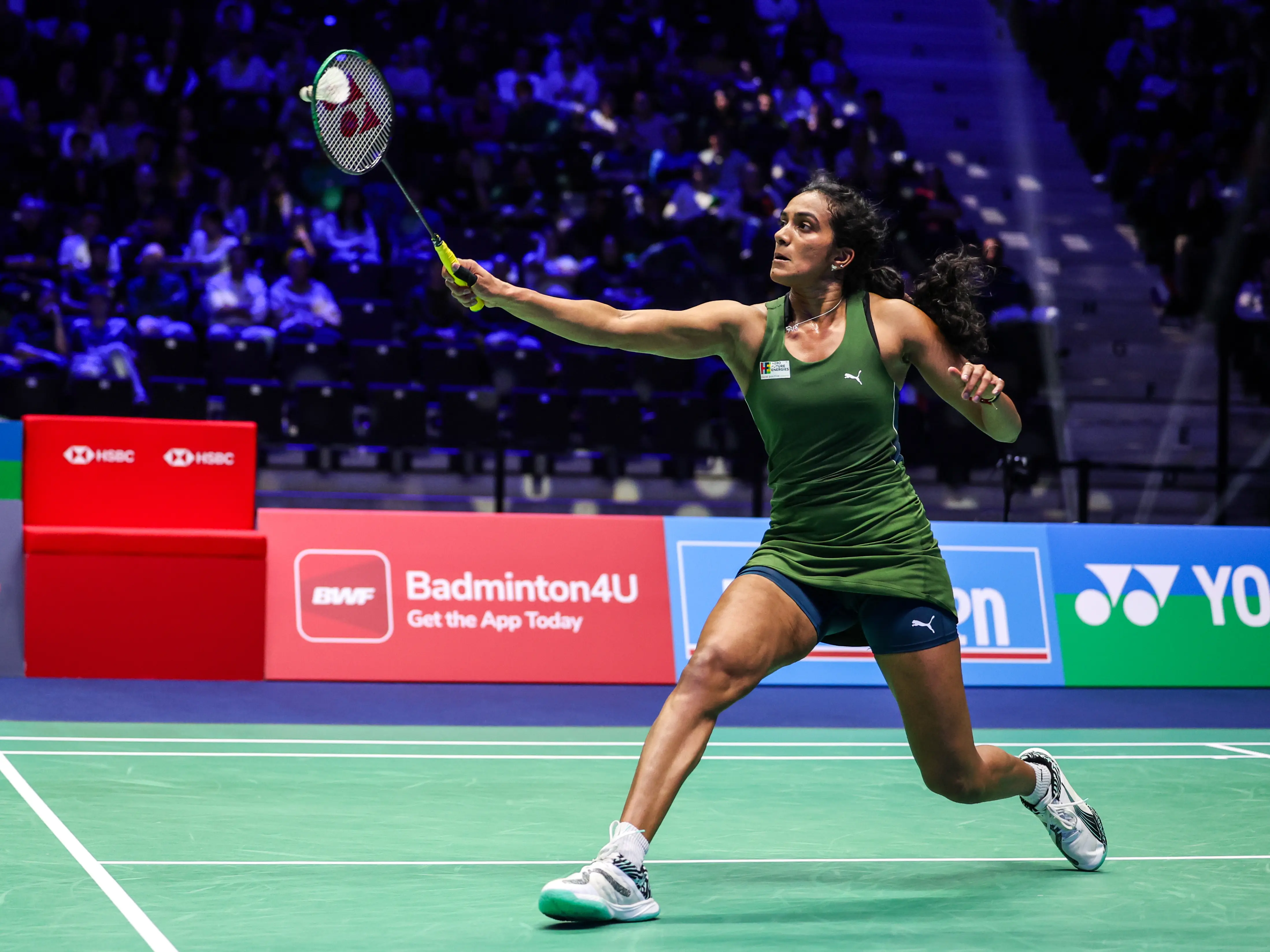 French Open: PV Sindhu storms into final with win over Hina Akechi