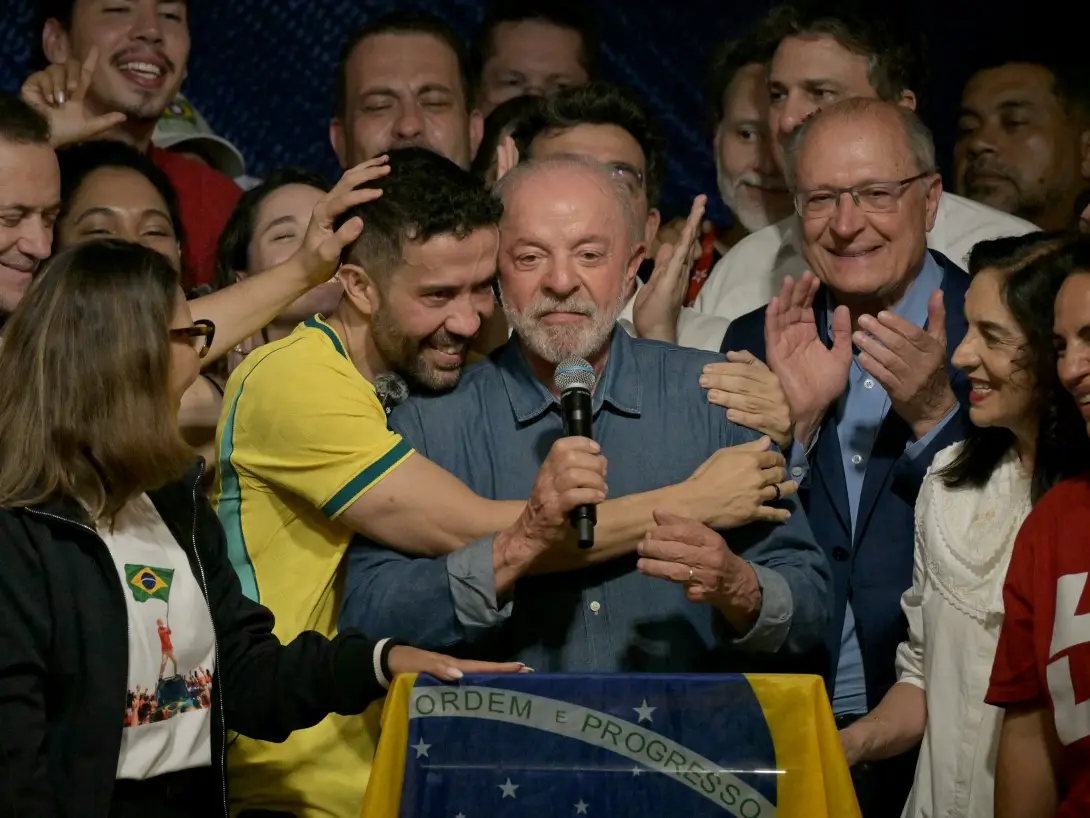 Brazil re-elects Lula for fourth term; 80-year-old makes history by defeating Flávio Bolsanaro
